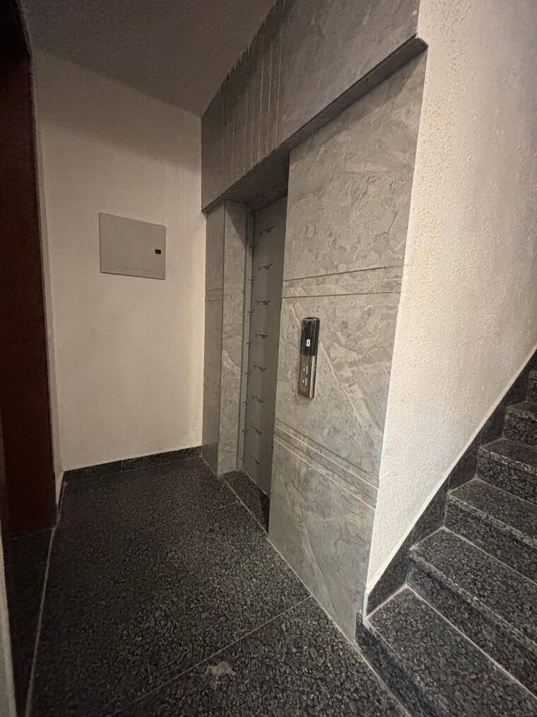 Bathroom, ansal-plaza-sector-23 3 Bedroom 1980 Sq.Ft. Builder Floor In Sector 23 Gurgaon 9279609