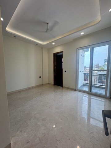 Room in 3 BHK Builder Floor at Kalkaji – for Sale
