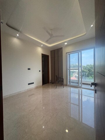 Room in 3 BHK Builder Floor at Kalkaji – for Sale