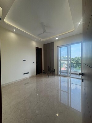 Room in 3 BHK Builder Floor at Kalkaji – for Sale