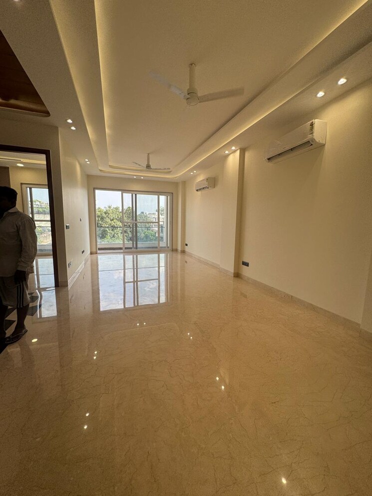 Room, kalkaji 3 Bedroom 1800 Sq.Ft. Builder Floor In Kalkaji Delhi 9279608