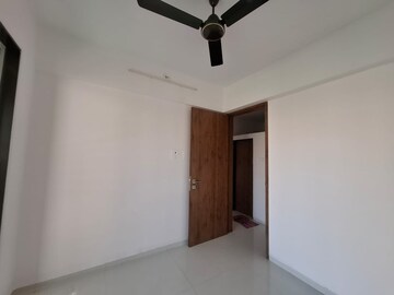 Room in 2 BHK Apartment at Deiv Virat Grandeur, Thakurli – for Rent