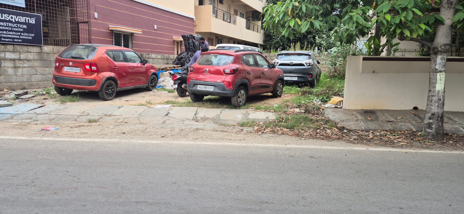 Plot For Sale in Poorna Pragna Layout