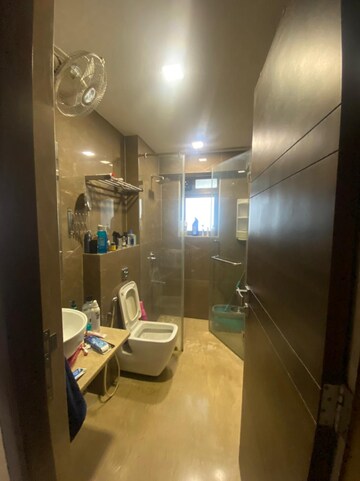 Bathroom in 2 BHK Apartment at Pegasus Apartment, Santacruz West – for Rent