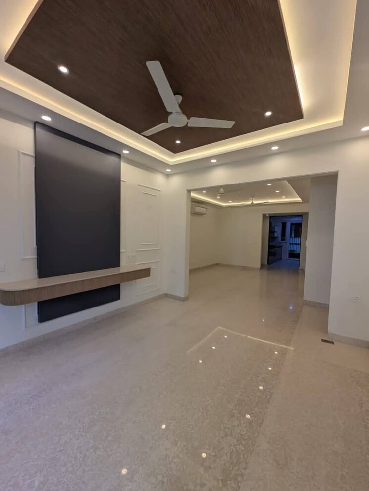 Living Room, ansal-plaza-sector-23 3.5 Bedroom 2500 Sq.Ft. Builder Floor In Sector 23 Gurgaon 9279636