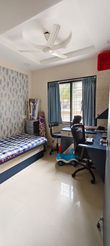 Bedroom in 2 BHK Apartment at Omkar Plaza Apartment, Kothrud – for Sale