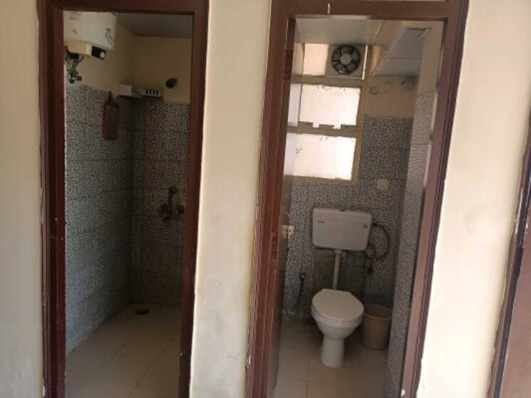 Bathroom, breez-global-heights 2 Bedroom 745 Sq.Ft. Apartment In Sohna Sector 33 Gurgaon 9279643