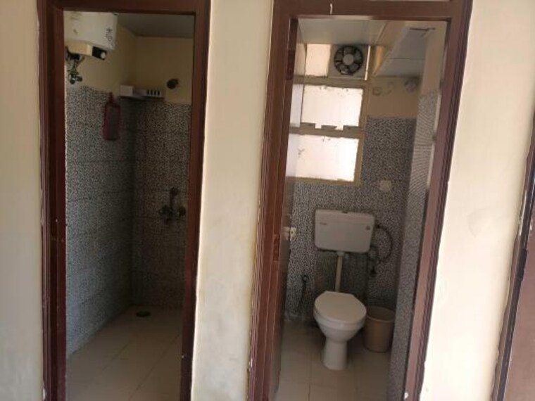 Bathroom, breez-global-heights 2 Bedroom 745 Sq.Ft. Apartment In Sohna Sector 33 Gurgaon 9279643