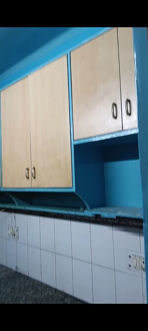 Furnished Amenities in 2 BHK Builder Floor at Govindpuri – for Rent