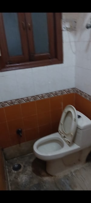 Bathroom in 2 BHK Builder Floor at Govindpuri – for Rent