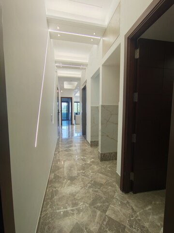 Building Lobby in 3 BHK Builder Floor at Shivalik Colony – for Sale