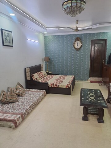 1 RK Builder Floor For Rent in Lajpat Nagar