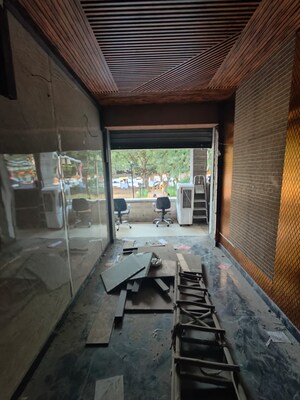  Shop For Rent in Malviya Nagar