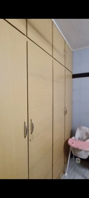 Furnished Amenities in 2 BHK Apartment at Parivar CHS Santacruz West, Santacruz West – for Sale