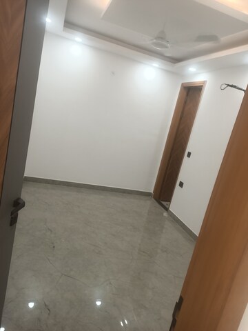Room in 2 BHK Builder Floor at Govindpuri – for Sale