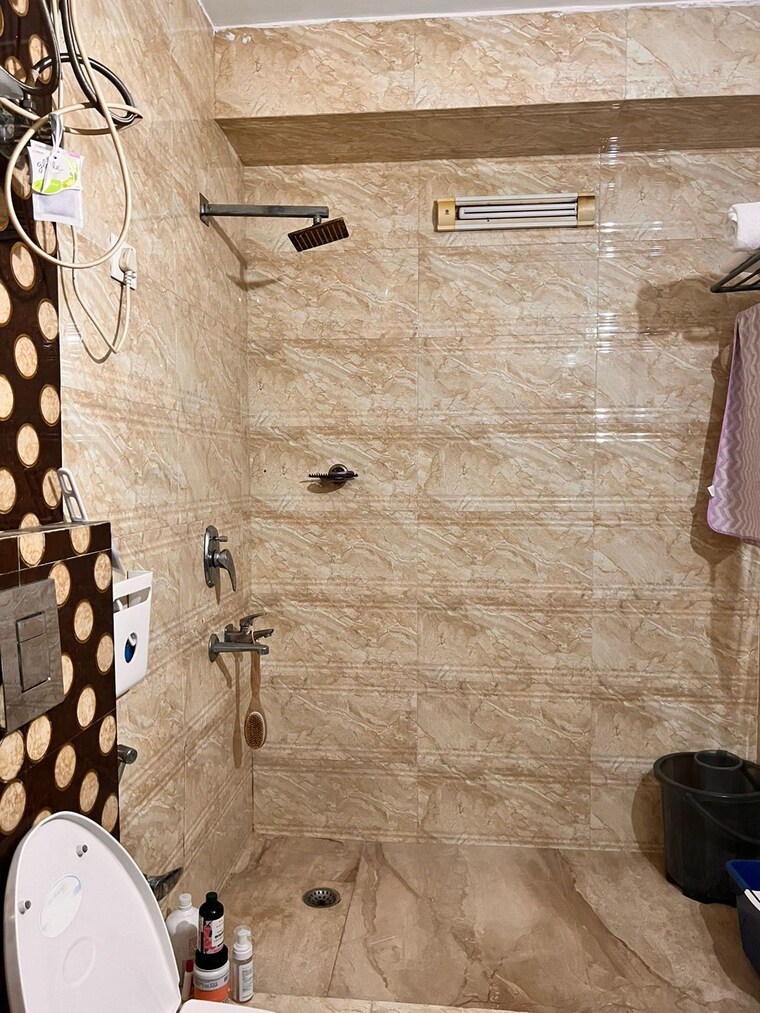 Other, lajpat nagar 2 Bedroom 900 Sq.Ft. Builder Floor In Lajpat Nagar Delhi 9279778