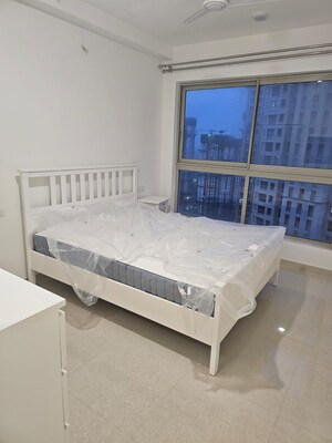 Bedroom in 2 BHK Apartment at Hiranandani Fortune City, New Panvel – for Rent