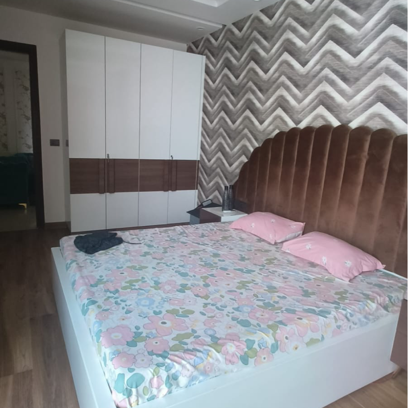 3 BHK + Servant Room Apartment For Rent in Ansal Esencia - Amara Villas