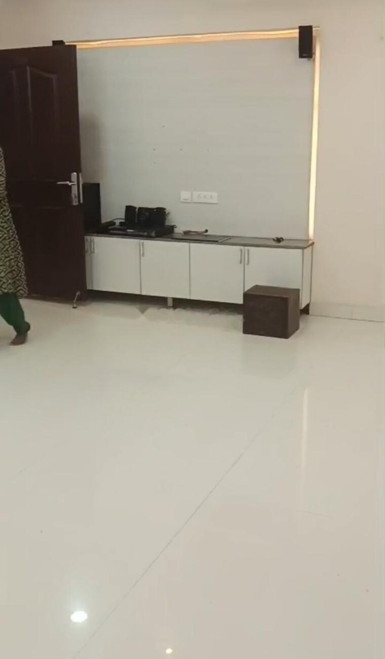 Room, paramount-hill-county 3 Bedroom 1438 Sq.Ft. Apartment In Kondapur Hyderabad 9279825