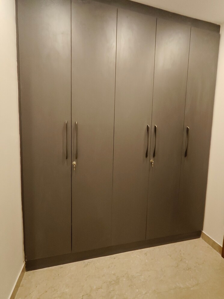 undefined, gupta-awas 4 Bedroom 300 Sq.Yd. Builder Floor In Sector 43 Gurgaon 9279872