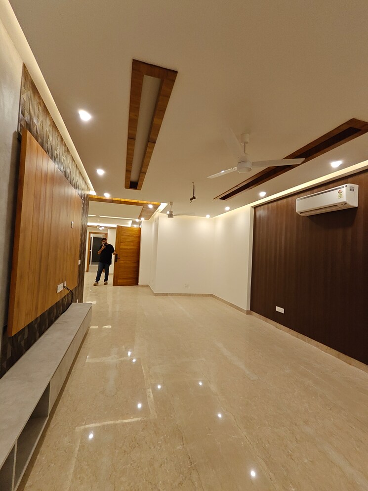 Kitchen, gupta-awas 4 Bedroom 300 Sq.Yd. Builder Floor In Sector 43 Gurgaon 9279872