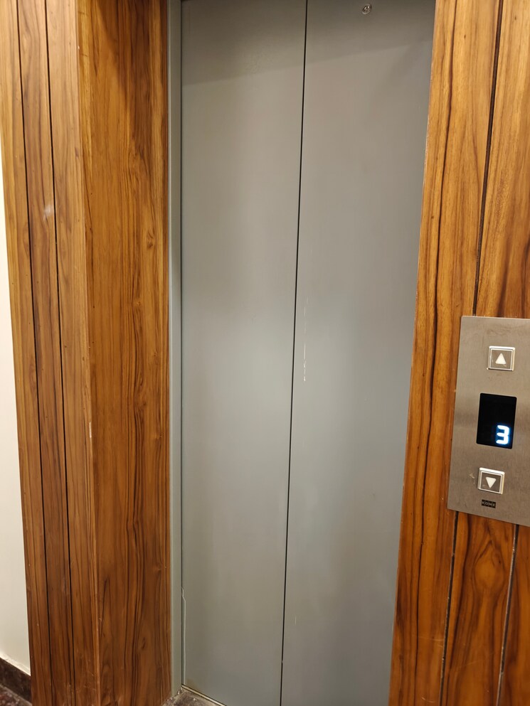 undefined, gupta-awas 4 Bedroom 300 Sq.Yd. Builder Floor In Sector 43 Gurgaon 9279872