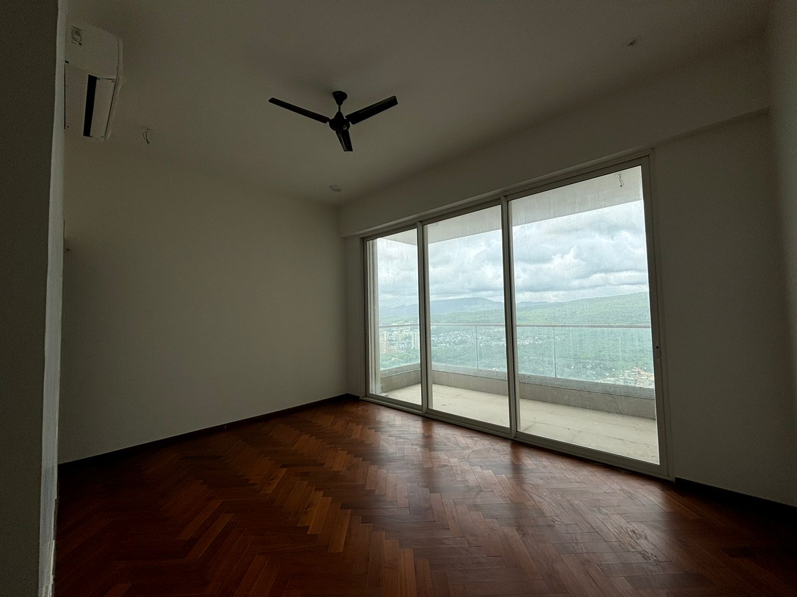 5 BHK + Pooja Room Apartment For Rent in Omkar Alta Monte