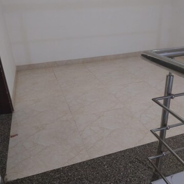 Room in 3 BHK Villa at Kedia Nikunj Villas, Gandhi Path – for Rent