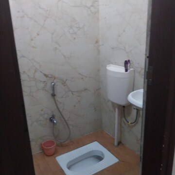 Bathroom in 3 BHK Villa at Kedia Nikunj Villas, Gandhi Path – for Rent