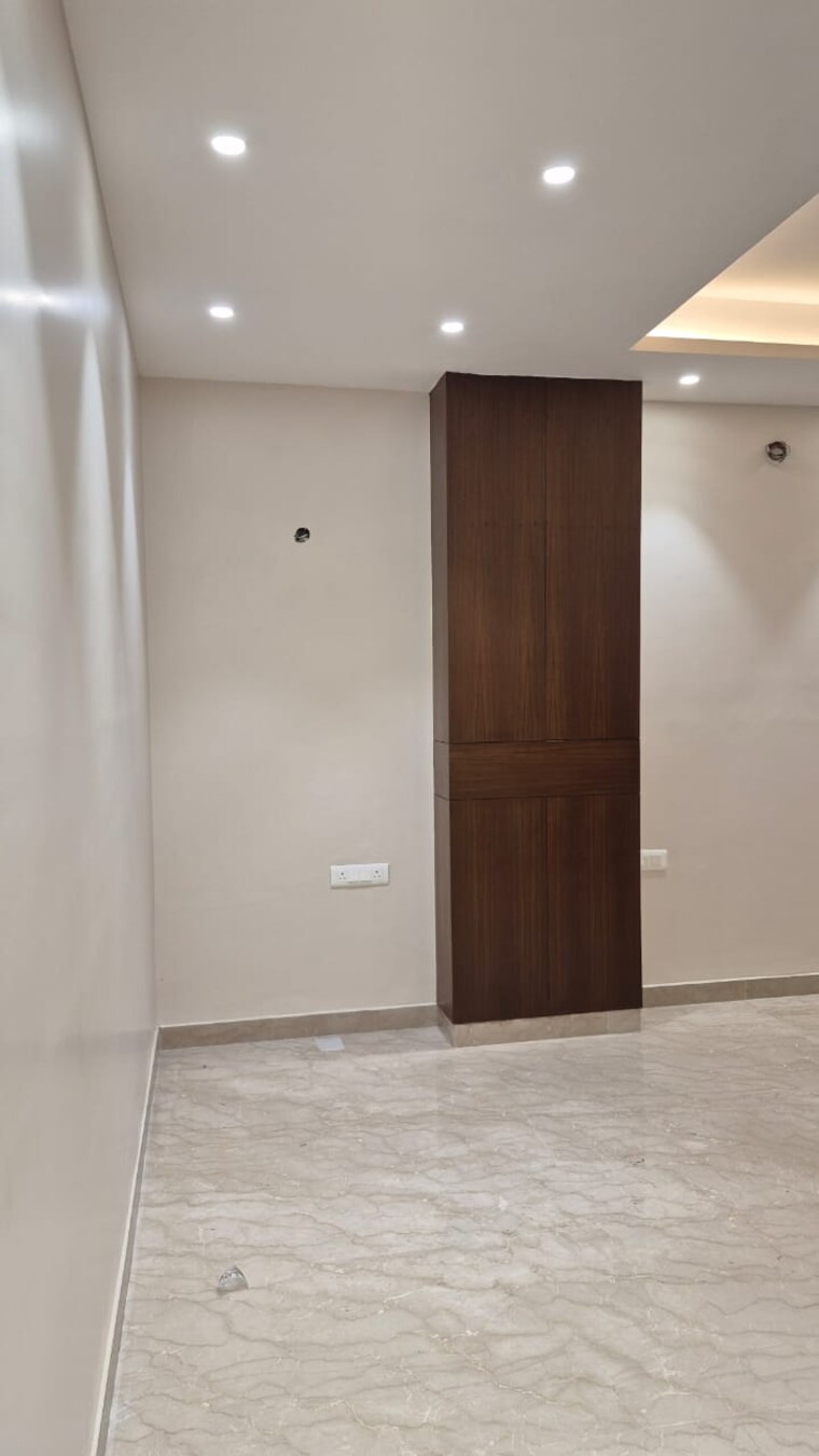Room, south city 2 3 Bedroom 2160 Sq.Ft. Builder Floor In South City 2 Gurgaon 9279935