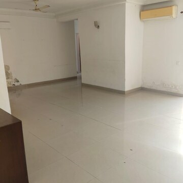 3 BHK Builder Floor For Sale in BPTP Amstoria, Sector 102