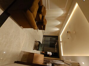 Staircase in 4 BHK Builder Floor at DLF City Gurgaon, Sector 27 – for Rent