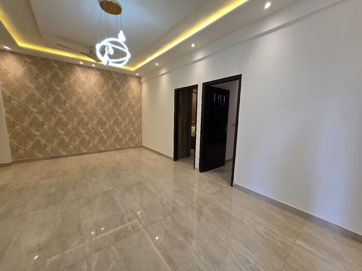 Room, pir machalla 3 Bedroom 1500 Sq.Ft. Apartment In Pir Machalla Zirakpur 9279913