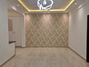 Room in 3 BHK Apartment at Pir Machalla – for Sale