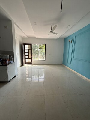 Room in 3 BHK Builder Floor at Dhakoli – for Sale