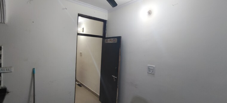 undefined, dwarka mor 1 Bedroom 400 Sq.Ft. Builder Floor In Dwarka Mor Delhi 9280046