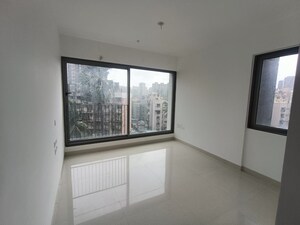 Room in 3 BHK Apartment at Rustomjee OZone, Goregaon West – for Rent