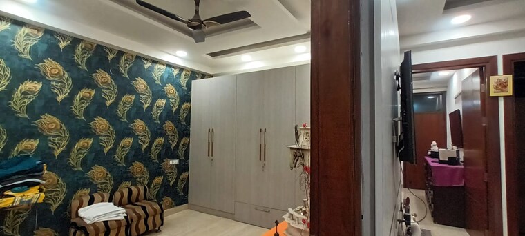 Bedroom, vasundhara sector 5 4 Bedroom 2000 Sq.Ft. Builder Floor In Vasundhara Sector 5 Ghaziabad 9280061