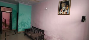 Room in 1 BHK Builder Floor at Dwarka Mor – for Rent