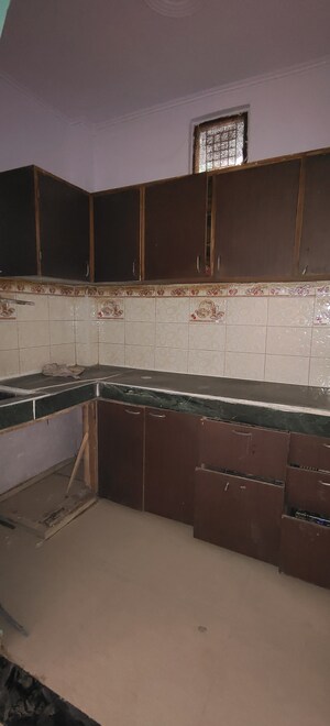 Kitchen in 1 BHK Builder Floor at Dwarka Mor – for Rent