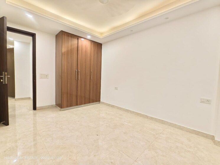 Room, vasant kunj 3 Bedroom 1300 Sq.Ft. Builder Floor In Vasant Kunj Delhi 9280151