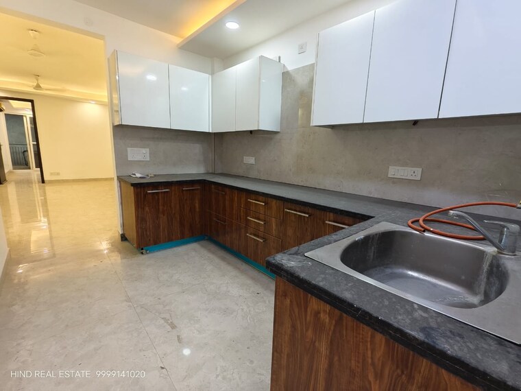 Kitchen, vasant kunj 3 Bedroom 1300 Sq.Ft. Builder Floor In Vasant Kunj Delhi 9280151