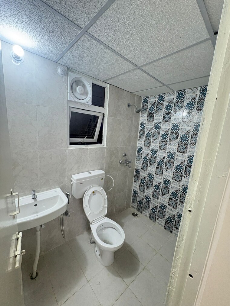 Bathroom, signature-the-millennia-3 2 Bedroom 601 Sq.Ft. Apartment In Sector 37d Gurgaon 9280137