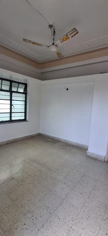 Room in 1 BHK Apartment at Ameya CHS Dhankawadi, Dhankawadi – for Rent