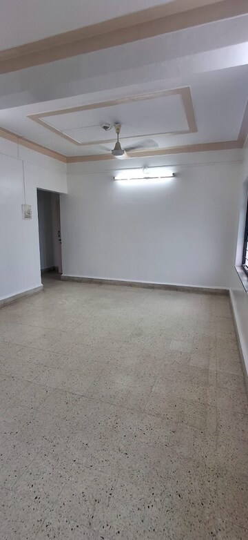 Room in 1 BHK Apartment at Ameya CHS Dhankawadi, Dhankawadi – for Rent