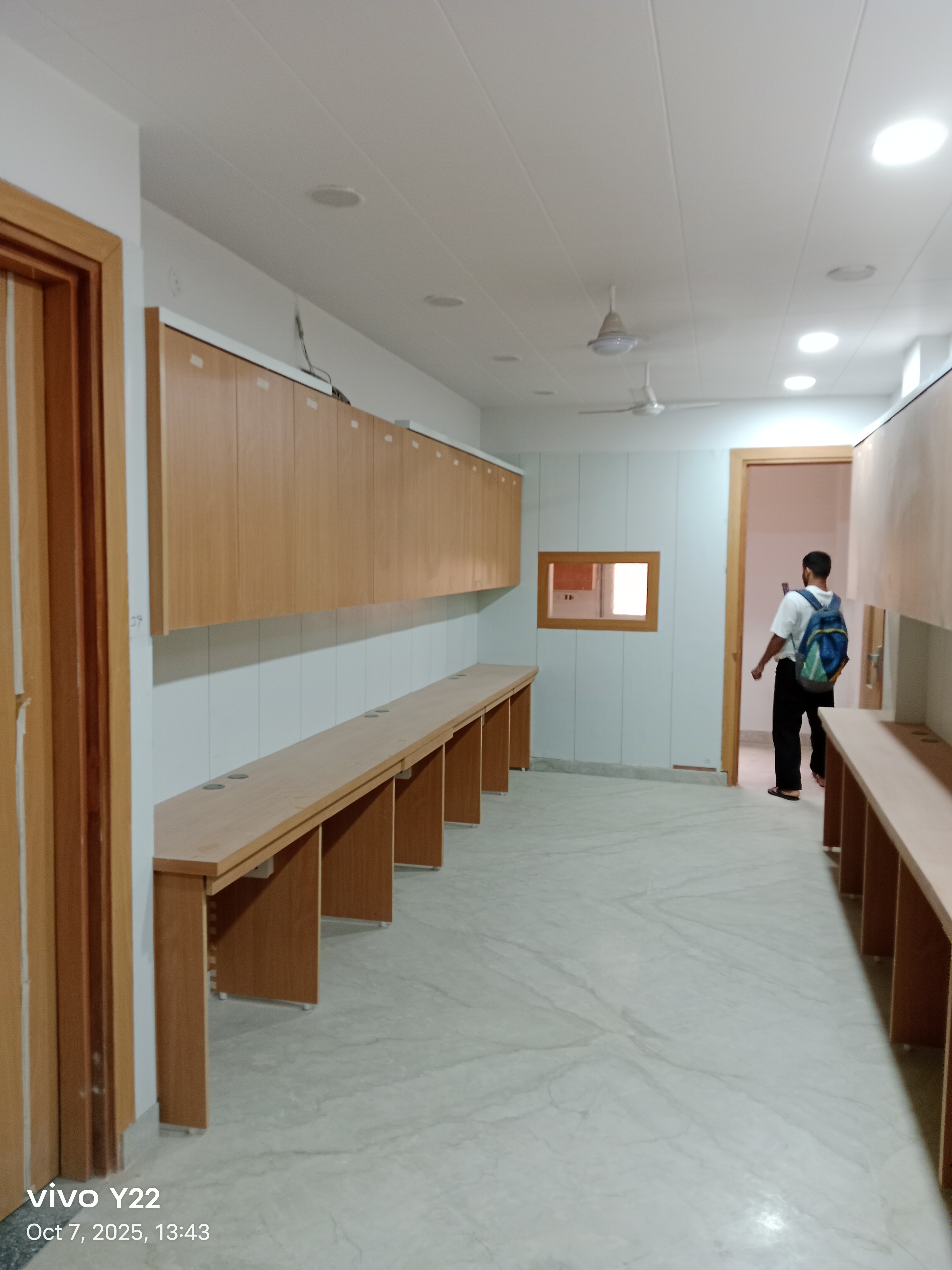 Office Space For Rent in Laxmi Nagar