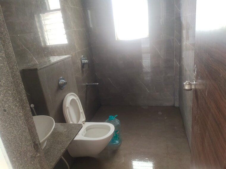 Bathroom, rachana-eternia 2 Bedroom 602 Sq.Ft. Apartment In Baner Pune 9280178