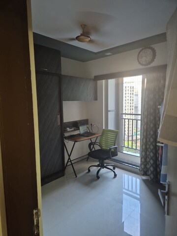 Room in 1 BHK Apartment at Ashar Metro Towers, Vartak Nagar – for Rent