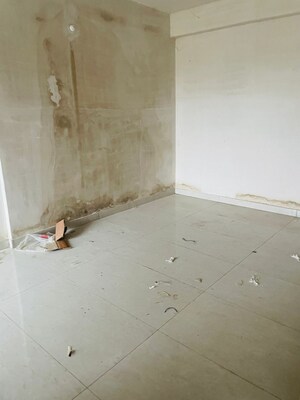 Room in 3 BHK Apartment at Morabadi – for Sale