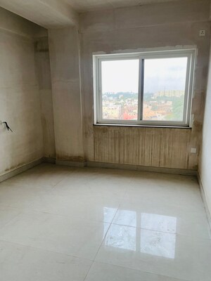 Room in 3 BHK Apartment at Morabadi – for Sale